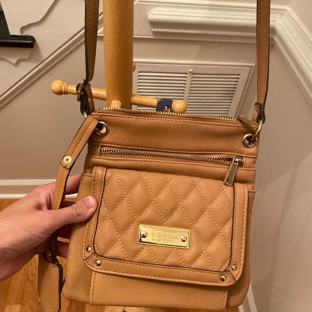 Nicole Miller crossbody handbag beige